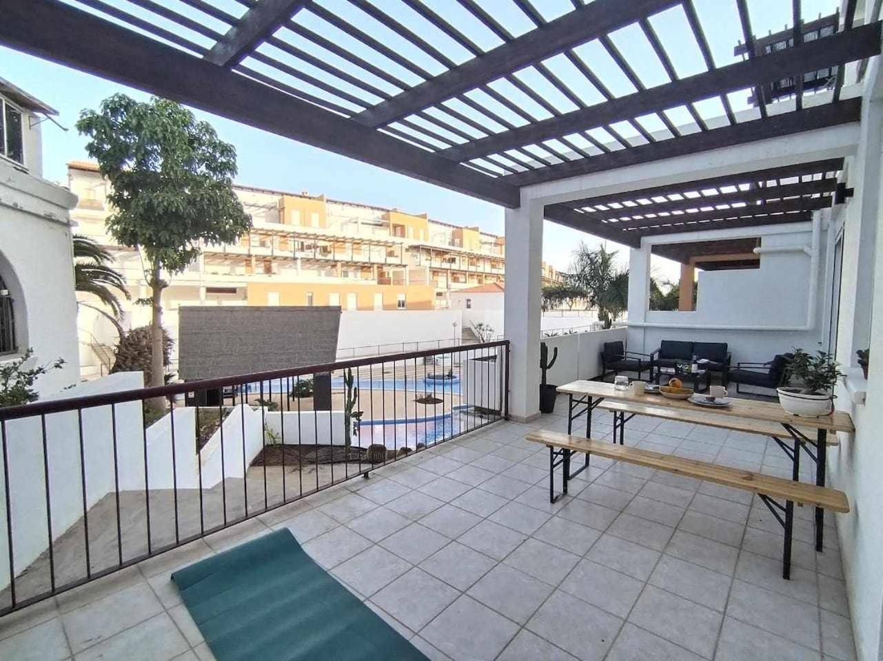 Rentenerife Magec Swing & Sun Amarilla Golf San Miguel de Abona Luaran gambar