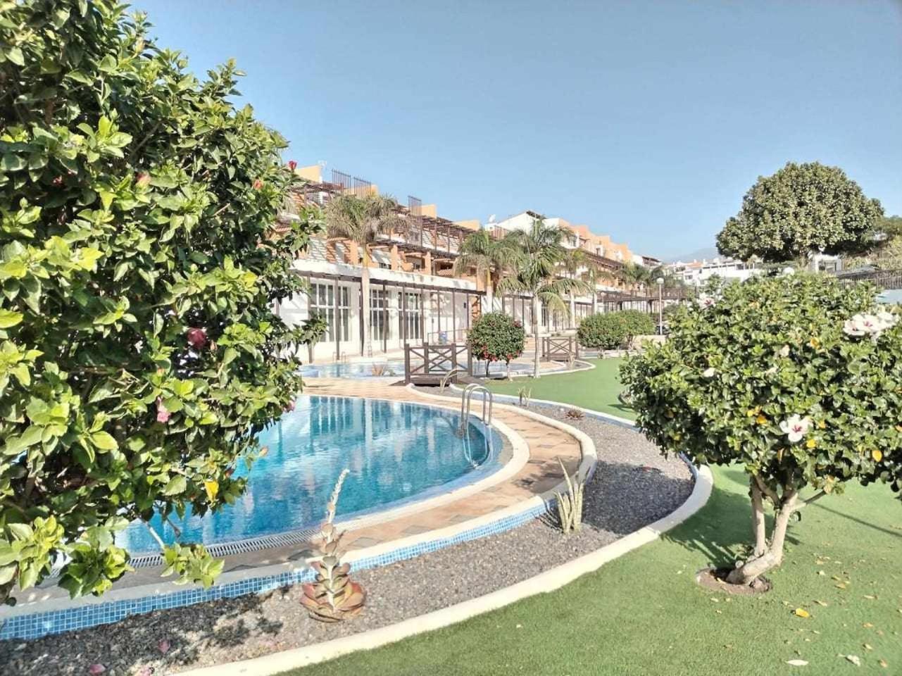 Rentenerife Magec Swing & Sun Amarilla Golf San Miguel de Abona Luaran gambar